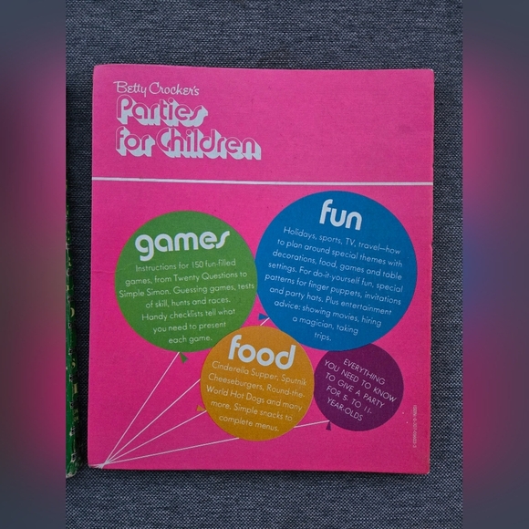 Betty Crocker's Vintage Cookbooks Set 1965 Traditional Homemade Comfort Party - Picture 7 of 10